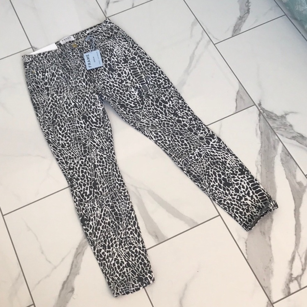 NEW ⭐️ FRAME Ankle Skinny Jeans - Picture 5 of 15